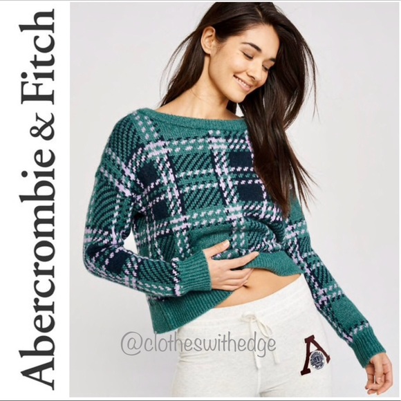 Abercrombie & Fitch Sweaters - ⬇️NWT Abercrombie & Fitch Green Plaid Crew Sweater